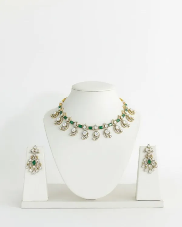 Green_Brass_Necklace_Set_For_Women